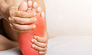 What are the common causes of foot pain?