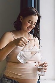 Tips For How Much Water Should a Pregnant Woman Drink?
