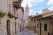 Experience the Charm of Tuscany and Umbria: Guided Tours of Italy