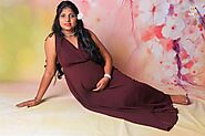 Pregnancy Photoshoot Poses: Single Poses for Pregnant Women