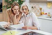 Simple Health Literacy Tips to Keep Seniors Informed