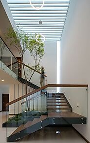 Elegant Glass Railings Stairs: Transforming Spaces With Style