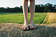 Discovering the Right Fit: 3 Indicators You Are Wearing the Wrong Flip-Flops