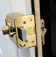 Locked Out? Call SW Locksmith 07383010010 || 24h assistance