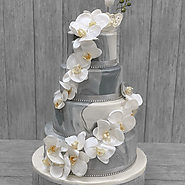 Stunning Wedding Cake in Niagara - Just Temptations