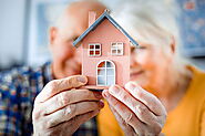 MOVING WITH SENIORS: ESSENTIAL STEPS FOR A SMOOTH TRANSITION - Sparta Movers