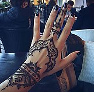 Get a henna tattoo