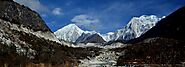 Manaslu Circuit Trek, and Larke La Pass (5,106 m)