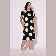 The Classic Appeal of Black and White Dresses by House of Manaa