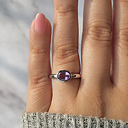 Dainty Amethyst Rings: Subtle Sophistication