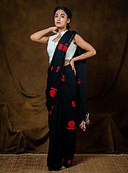 SHVET- SET INCUT BLOUSE WITH SAREE | Sustainable Indo-Western Wear by Prathaa – Prathaa Weaving Traditions