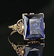 Big Blue Sapphire Vintage Jewelry piece!