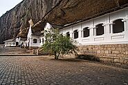 Rangiri Dambulla Cave Temple 