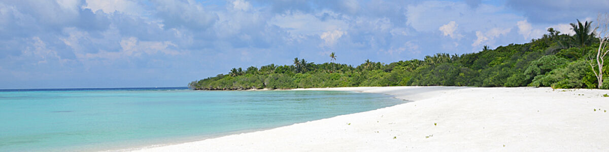 Listly explore the stunning beaches of the maldives sun sand and sea in tropical island paradise headline