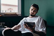 Website at https://relationstatus.com/entertainment-gossip/