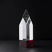 Crystal Awards: Premier Choices from Trophy Shops in Dubai