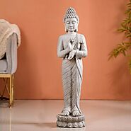 With a Buddha statue embrace elegance and serenity