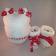 White Red Bow Hat and Booties