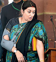 After an Explosive Speech, Smriti Irani Comes under Scanner for Factual Errors!
