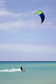 Kitesurfing