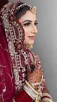 Expert Mehndi Artists Near You for Stunning Bridal Designs