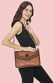 Leather Shoulder Bag - Tan