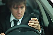 10 Grimly Ironic Texting-While-Driving Car Crashes