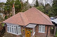 How to Choose the Best Roofing Material for UK Weather?