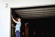 Essential Guide to Garage Door Repair Service | Fast Fix Garage Door