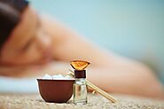 How Aromatherapy Massages Soothe the Mind and Body in Winter