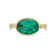 Colombian Emerald and Brilliant Diamonds Ring in 14k Gold