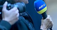 Warum ein rechtsextremer Verschwörungssender ins Parlament einziehen darf