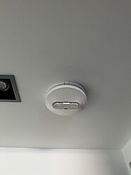 Reliable Smoke Alarm & Fire Alarm Installation Services | Detector Replacement