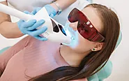 Professional Teeth Whitening in Markham for a Brighter Smile