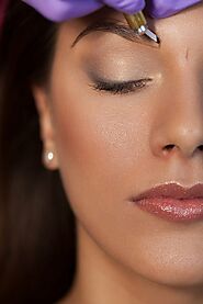 Permanent makeup expert Ottawa | Expert Beauty Treatments Ottawa