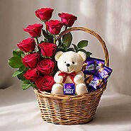 Love You Sweetheart | Buy Love You Sweetheart Basket Online - OyeGifts