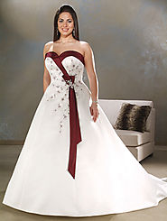 Putting on Perfect Wedding Dresses, Large size Women Look Lovely