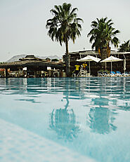 The Ultimate Fujairah Travel Guide: Where to Stay, What to Do & Must-See Attractions