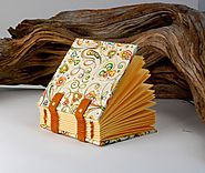 Adorable petit carnet de sac à main très lumineux, 7cmX 7cm, feuilles intérieures jaune pâle, 180 pages, : Carnets, a...