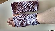 Mitaines ou manchettes femme, en laine mérinos, torsades, @DanielaineTricot : Mitaines, gants par danielainetricots