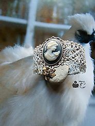 Bracelet manchette rigide ajustable Shabby Chic Romantique St Valentin Dentelle Camée Perles : Bracelet par fibule-et...