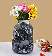 5 Creative Ways to Style Your Metal Flower Vase - WriteUpCafe