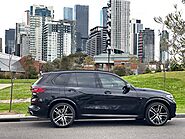 Luxury Airport Transfers: Melbourne CBD & Beyond