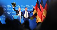 NPD und NSDAP als Vorbild: Ist das AfD-„Abschiebeticket“ volksverhetzend?