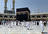 Your Guide to Finding a Cheap Umrah Package from the USA | by Salah Travels | Jan, 2025 | Medium