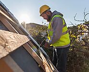 8 Signs You Need to Call a Roofing Contractor