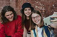 The Digital Age of Friendships