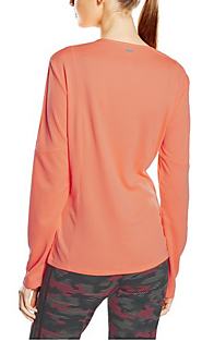 Long Sleeve Tops: Bring New Style To Your Wardrobe!