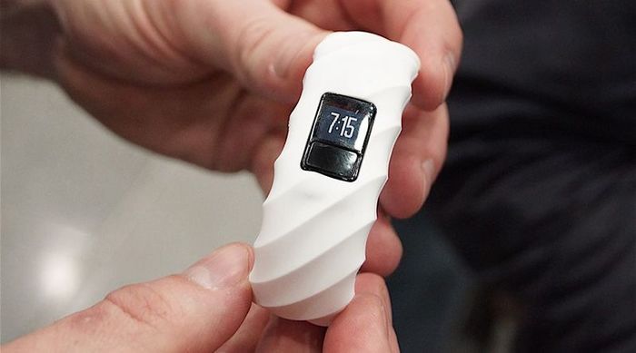 versa lite amazon