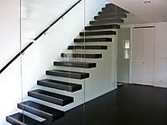 Different Types of Cantilevered Stairs: How To Place It